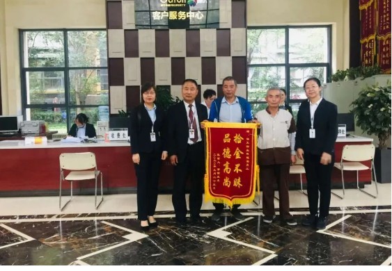 锦天故事第一期|致敬两位锦天人 惟愿四季春常在